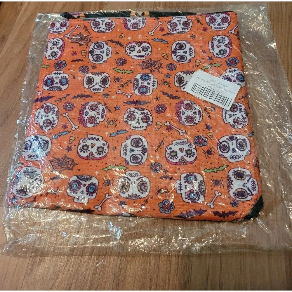 NEW 2 Pack Halloween Pet Dog Bandanas Sugar Skull Candy Corn Pumpkin Bats LG/XL